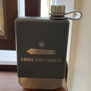 Yukon Outfitters Highline stainless steel flask featuring a "Come and Take It"